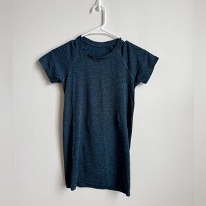 Lululemon swiftly tech tee. Dark green Short Sleeve T-Shirt